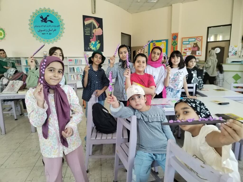 کاشت بذر، توسط همیاران طبیعت مرکز فرهنگی شماره ۸ مشهد