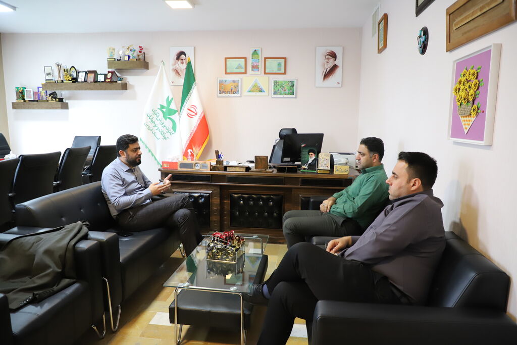 دیداری برای بچههای خاکعلی