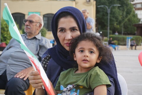 استقبال پرشور کودکان شیرازی از اجرای برنامه‌های مختلف فرهنگی در تماشاخانه سیار