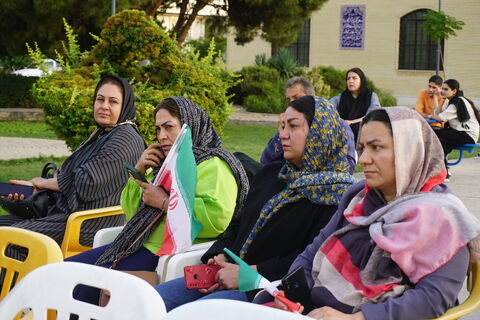 استقبال پرشور کودکان شیرازی از اجرای برنامه‌های مختلف فرهنگی در تماشاخانه سیار