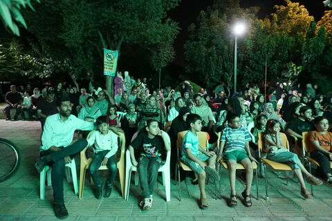 استقبال پرشور کودکان شیرازی از اجرای برنامه‌های مختلف فرهنگی در تماشاخانه سیار