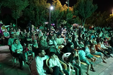 استقبال پرشور کودکان شیرازی از اجرای برنامه‌های مختلف فرهنگی در تماشاخانه سیار