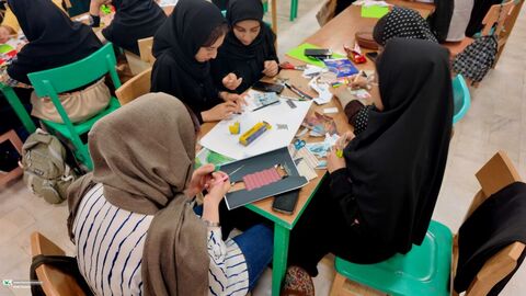 کارگاه ویژه کلاژ، کانون یاران