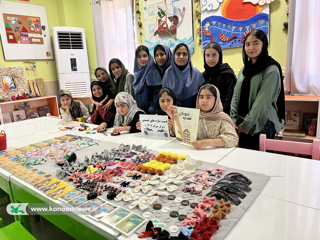 دست سازه های کودکان و نوجوانان بوشهری در راه اربعین حسینی