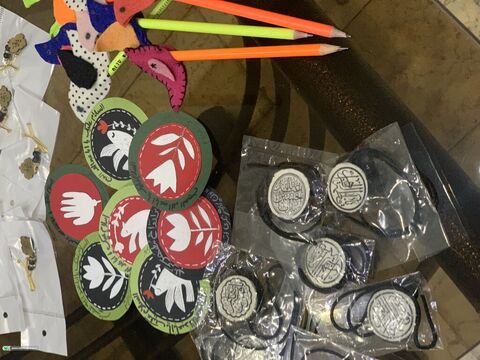 دست سازه های حسینی