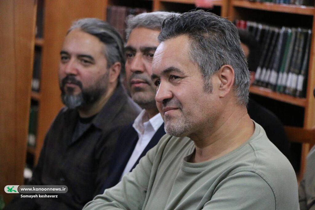 آغاز اردوی آموزشی پسران عضو باشگاه شعر «قاف» کانون در شیراز