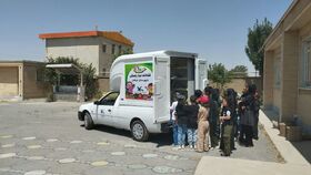 چرخهای مرکز سیار روستایی کانون برای کودکان شهرستان فراهان میچرخد