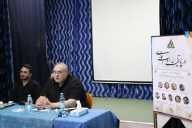 مهندسی واژگان، رمز ماندگاری شعر است