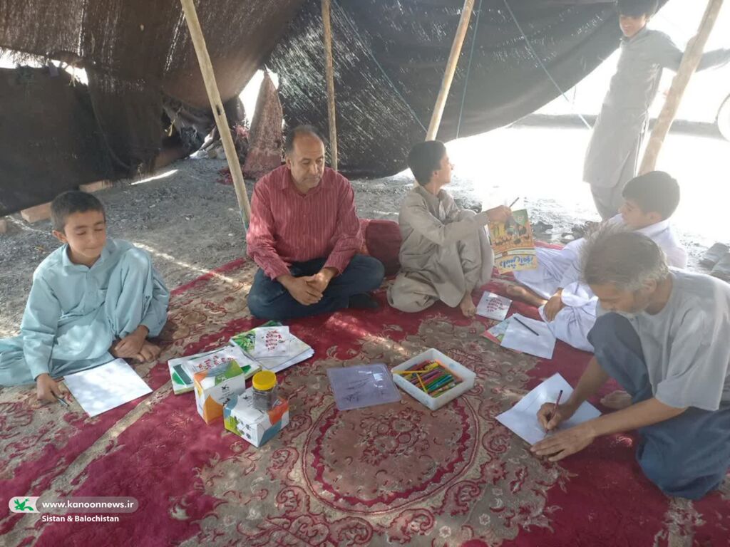 تابستان گرم سیستان و بلوچستان با کتابخانههای سیار کانون در دل روستاها و حاشیه شهرها
