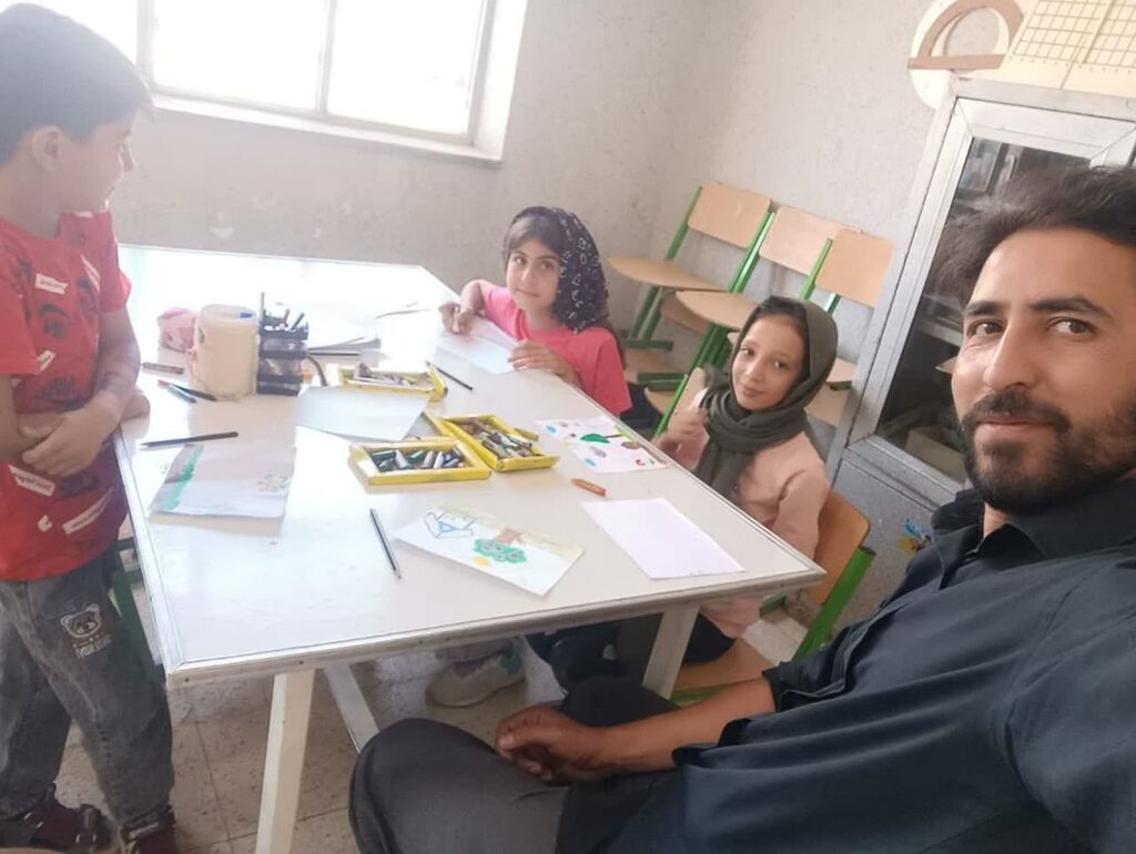 از ساخت هواپیما تا صبحانه با طعم کتاب/ هفته‌ای پر از تجربه و خلاقیت در کانون همدان
