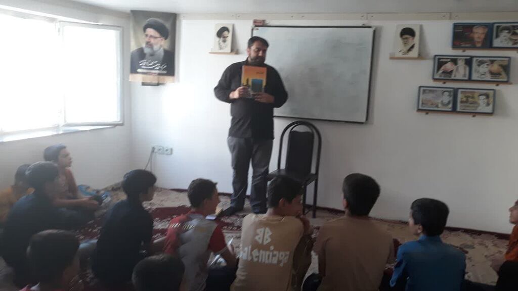 از ساخت هواپیما تا صبحانه با طعم کتاب/ هفتهای پر از تجربه و خلاقیت در کانون همدان