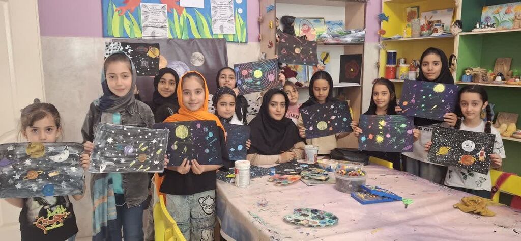 از ساخت هواپیما تا صبحانه با طعم کتاب/ هفته‌ای پر از تجربه و خلاقیت در کانون همدان