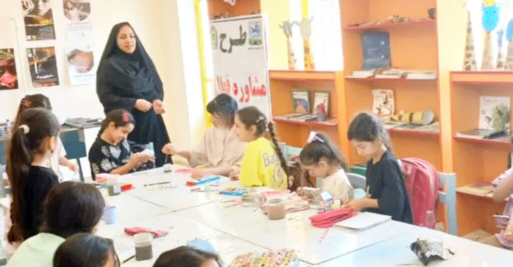 کارگاه آسیبهای اجتماعی و مشاوره فعال در مرکز گیلانغرب