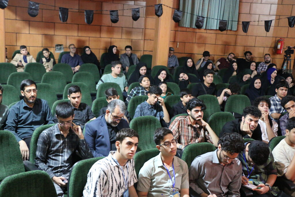 بیست‌ویکمین سوگواره عاشورایی نوجوانان در کانون فارس