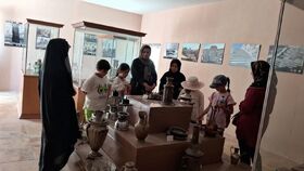 بازدید والدین و اعضای مرکز کنگاور از موزه و معبد آناهیتا