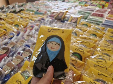 همزمان با فعالیت های تابستانی، اجرای پویش«هدیه خوبان»، دست سازه های حسینی در مراکز کانون استان آذربایجان غربی با حضور اعضای کودک و نوجوان