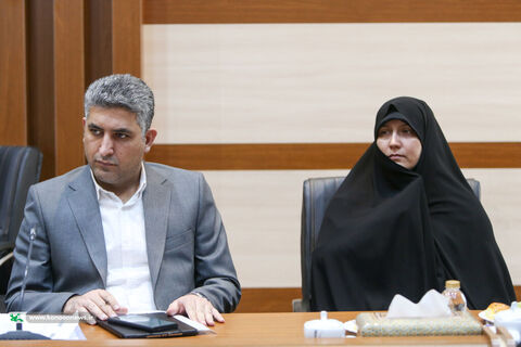 نشست شورای معاونان کانون با نهاد کتابخانههای عمومی کشور