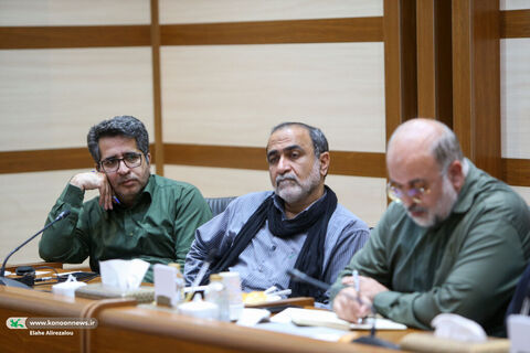 نشست شورای معاونان کانون با نهاد کتابخانههای عمومی کشور