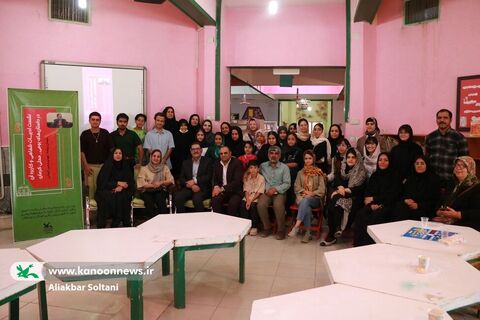 نشست «ادبیات شفاهی و کاربرد آن در داستان‌های بومی‌، محلی کرمان»