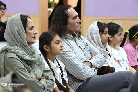 آیین رونمایی از پوستر جشنواره منطقهای شاهنامهخوانی چهارمحال و بختیاری