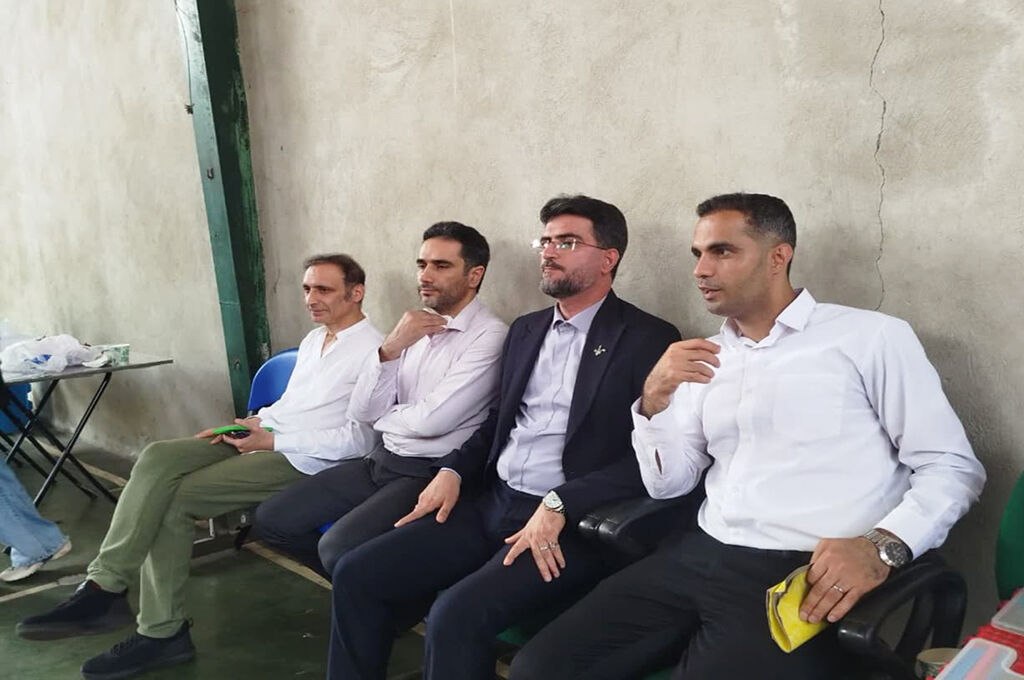 رقابت هیجانانگیز رباتهای جنگجو در رشت/ رویدادی برای پرورش توانمندیهای مهارتی آیندهسازان