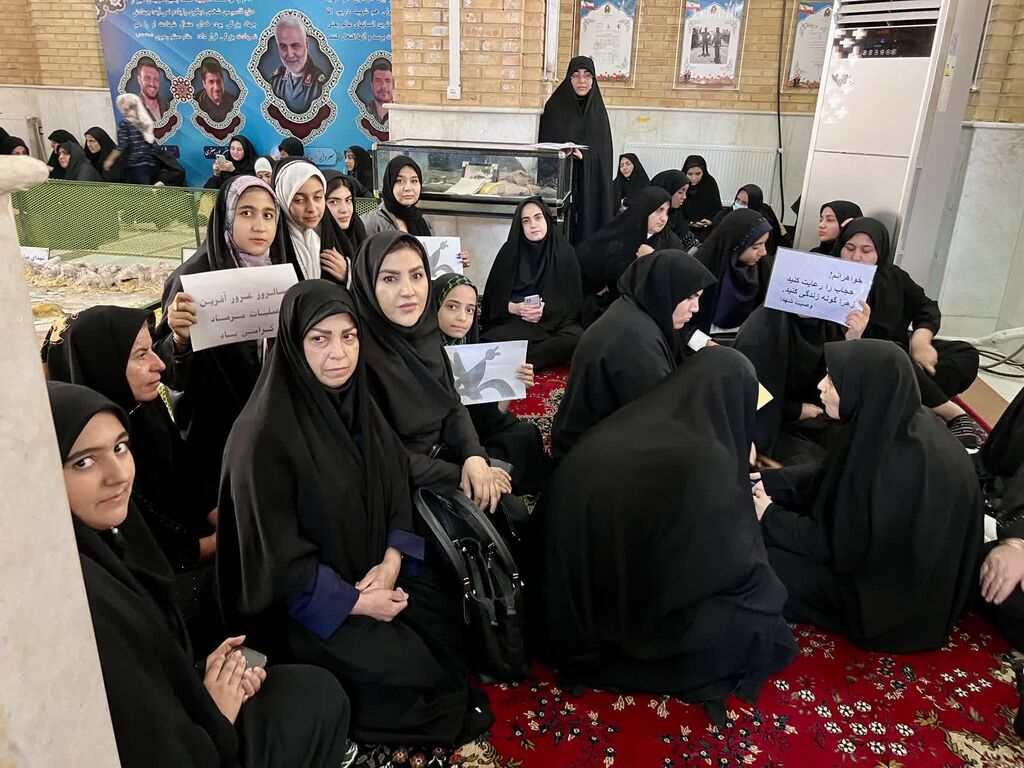 حضور اعضا و مربیان مراکز اسلامآباد غرب در تنگه مرصاد