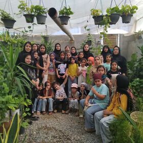 بازدید آموزشی اعضای کانون استان مرکزی از گلخانه