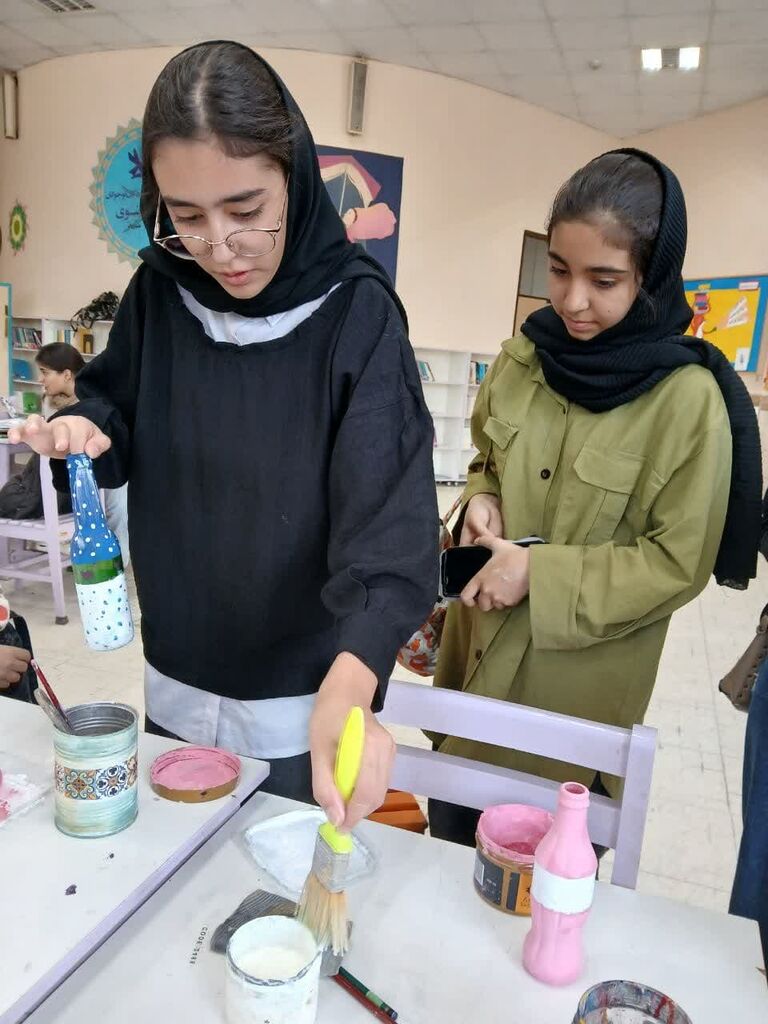 برگزاری کارگاه دکوپاژ در مرکز فرهنگی شماره ۸ مشهد