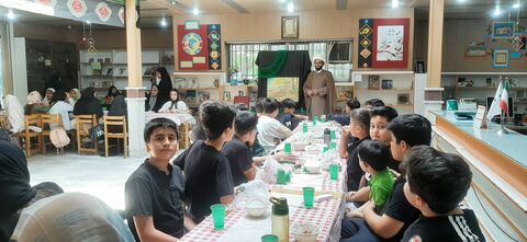 ویژه برنامه بسته فرهنگی معنوی «دردانه حسین» به همراه برپایی سفره حضرت رقیه (س) در مرکز فرهنگی هنری  شمار 2 تبریز