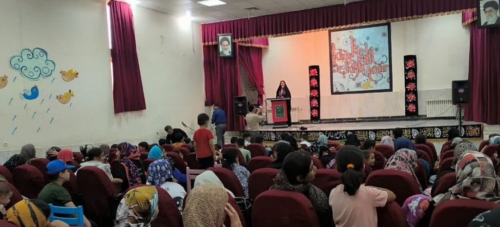 آیین روایتگری عاشورایی در مرکز شماره ۳ کانون کرمانشاه