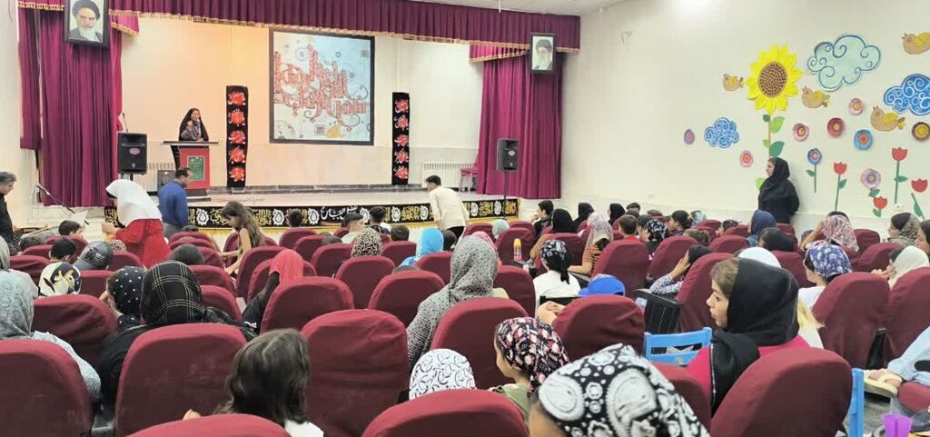 آیین روایتگری عاشورایی در مرکز شماره ۳ کانون کرمانشاه