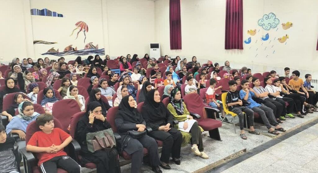 آیین روایتگری عاشورایی در مرکز شماره ۳ کانون کرمانشاه