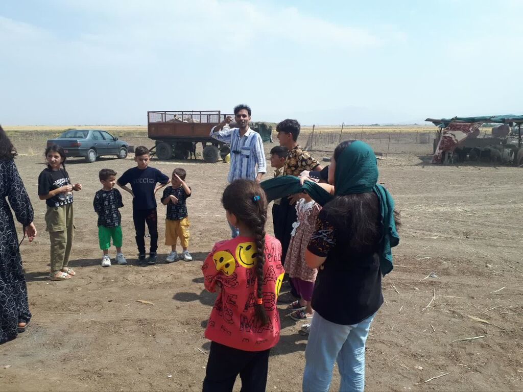 کارشناسان و مربی سیار کانون کرمانشاه میهمان کودکان و نوجوانان عشایر شدند