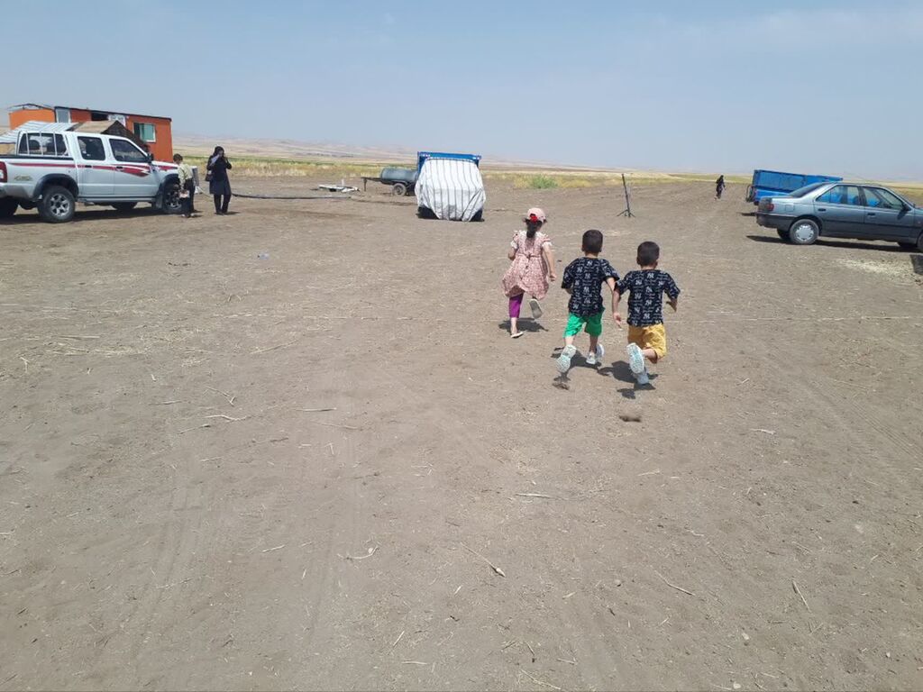 کارشناسان و مربی سیار کانون کرمانشاه میهمان کودکان و نوجوانان عشایر شدند