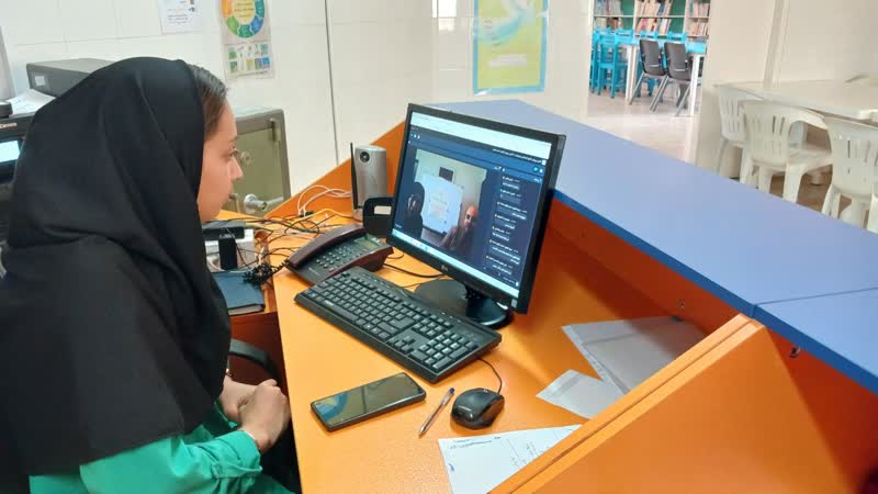 نشست مدیرکل کانون استان مرکزی با مشاوران نوجوان