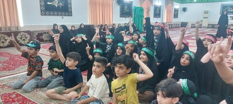 گزارش تصویری «قصهگویی با کاروان کربلا»؛ روایت عاشورا از نگاه حضرت رقیه (س)