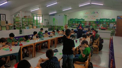 گزارش تصویری «قصهگویی با کاروان کربلا»؛ روایت عاشورا از نگاه حضرت رقیه (س)