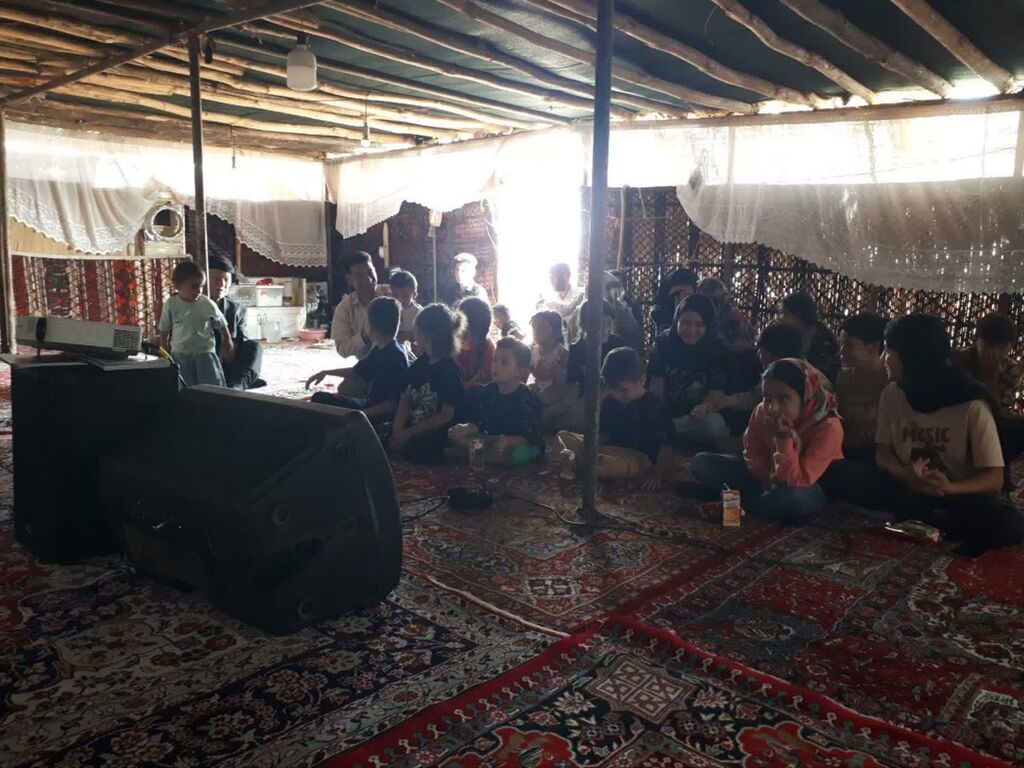 کانون کرمانشاه "تابستان با سینما کانون" را به چادر عشایر برد