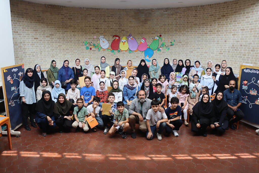 دیدار با نویسندگان حوزه کودک و نوجوان در مرکز ۳ کانون تهران