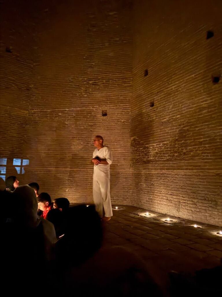 رصد بارشهای شهابی در برج رادکان چناران