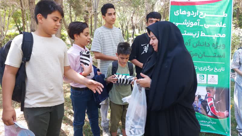 بازدید اعضای کانون شهر اراک از موزه حیات وحش