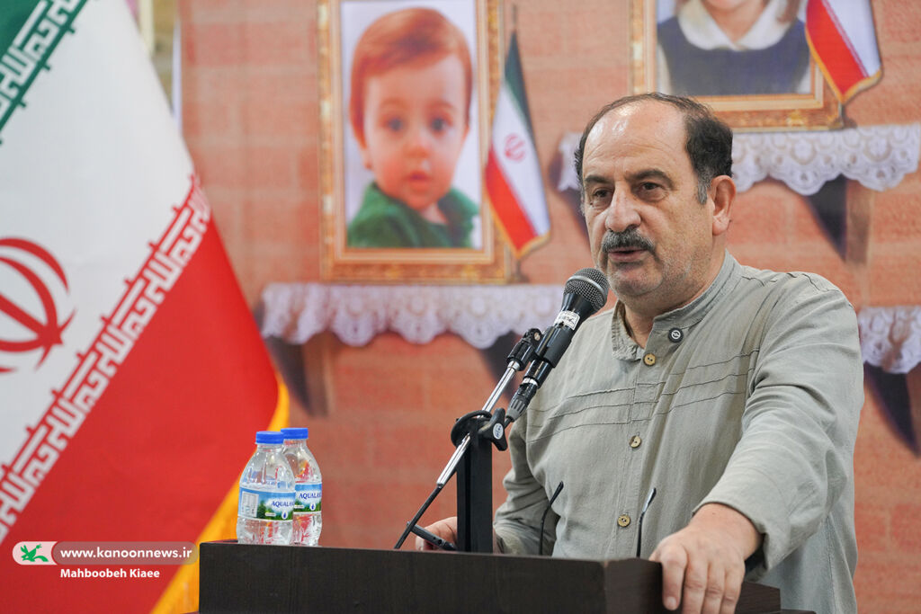 گرامیداشت یاد کودکان شهید در «عصر شعر و خاطره»