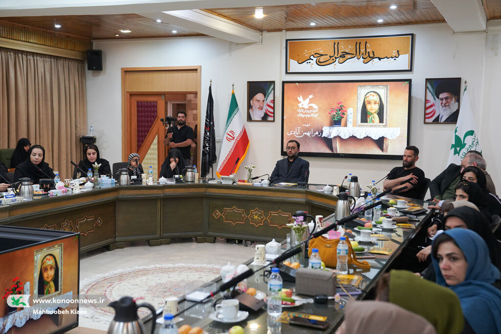 گرامیداشت یاد کودکان شهید در «عصر شعر و خاطره»