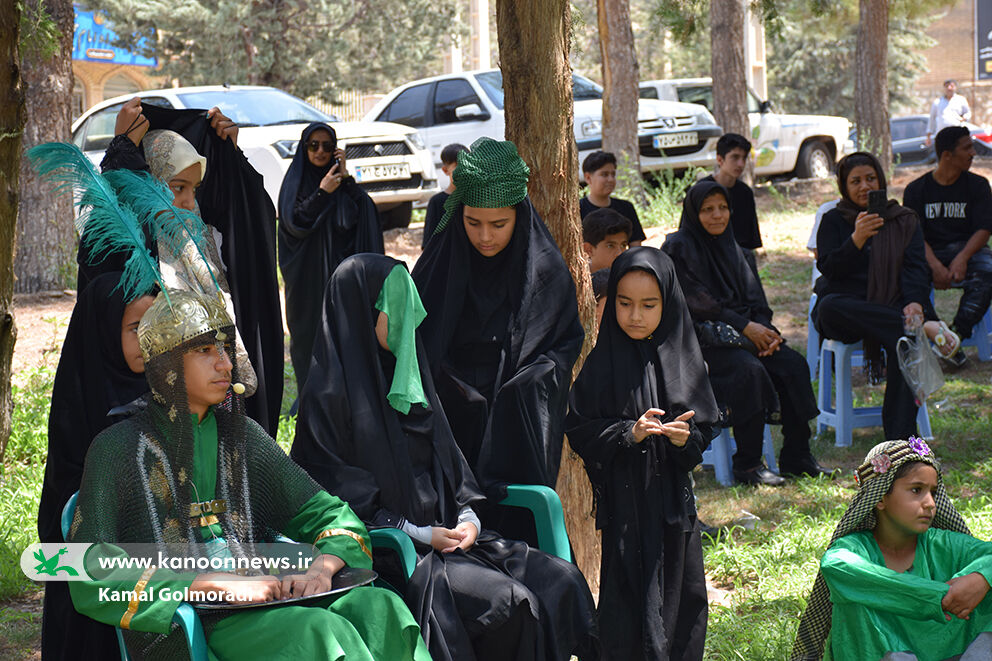 دومین اجرای کاروان مراکز سیار کانون پرورش فکری لرستان در خرمآباد