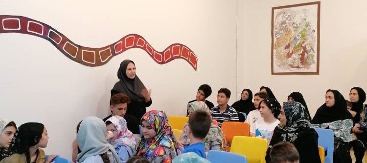 روایت گری عاشورایی از زبان اعضای مراکز استان در پنجمین دورهمی قصه گویی