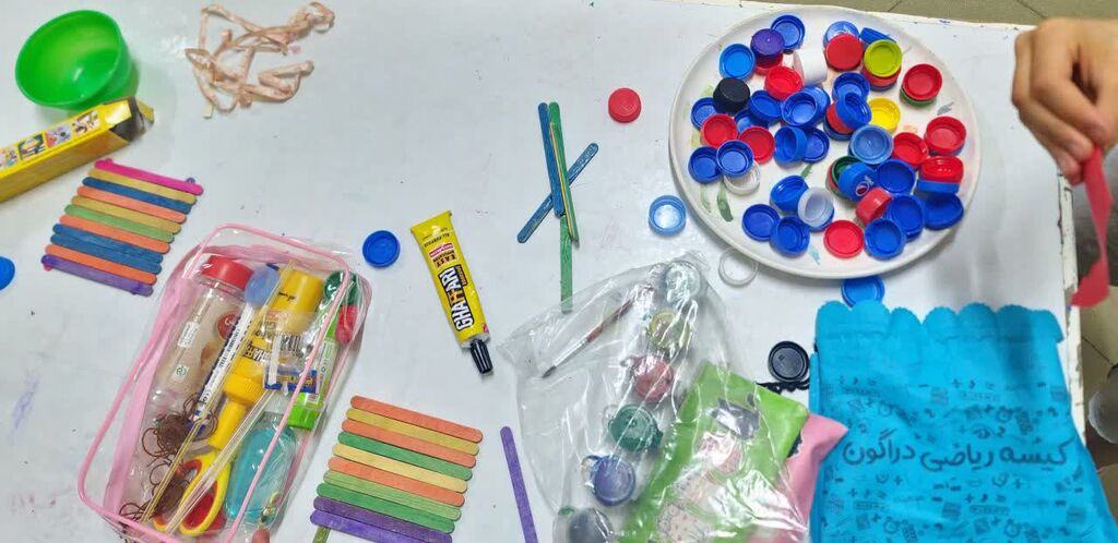 کارگاه «آبزیان دریایی» با هدف پرورش آگاهی زیستمحیطی کودکان در خانه محیط زیست گلشهر برگزار شد