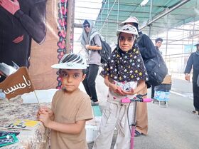 میزبانی فرهنگی کانون پرورش فکری ایلام از زائران کربلا در مرز مهران