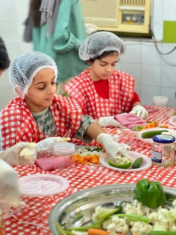 گزارش تصویری/برگزاری کارگاه های تابستانه آموزشی ،علمی و مهارتی در مرکزبندرلنگه