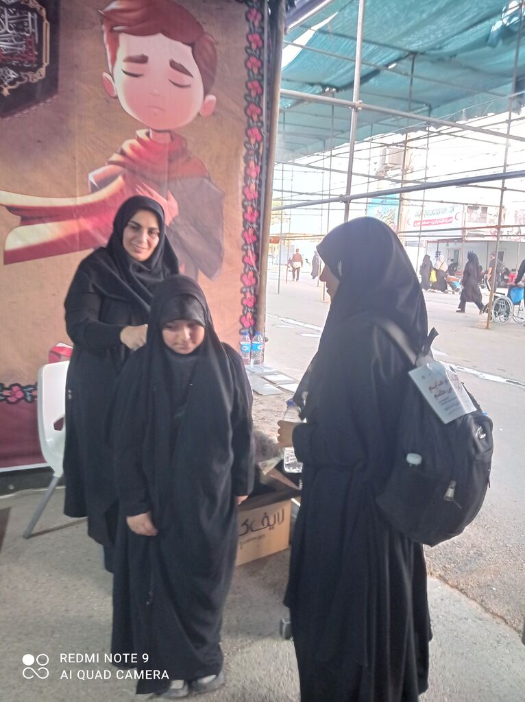 میزبانی فرهنگی کانون پرورش فکری ایلام از زائران کربلا در مرز مهران