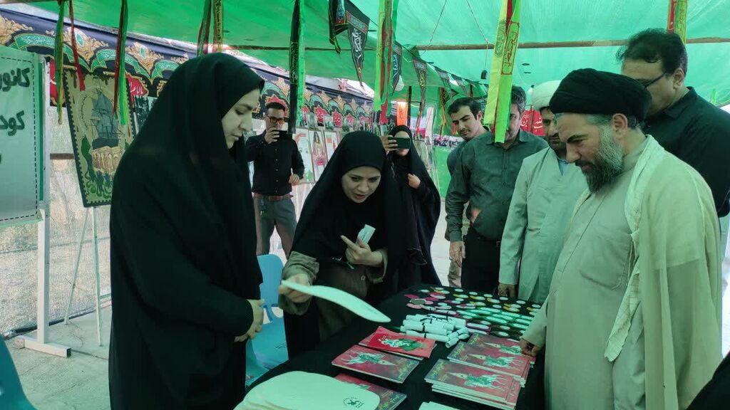 موکب فرهنگی کانون سرپل‌ذهاب میزبان زائران اربعین